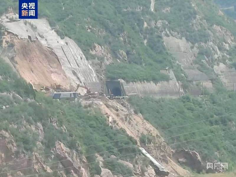 最新<strong></p>
<p>闪链币</strong>！因山体滑坡中断行车的陇海铁路上行线恢复通车