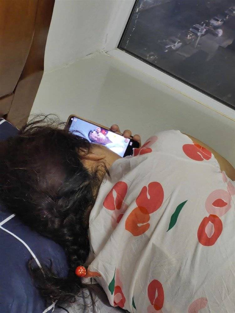 工人如厕被误当猎物枪击身亡<strong></p>
<p>俄语</strong>，亲属：他此次打工是为攒钱筹备女儿婚礼