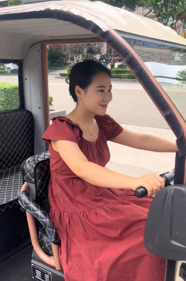 河南95后高校女辅导员“没苦硬吃”：暑假自驾1000公里家访<strong></p>
<p>太极实业股票</strong>，从电三轮到汽车，已坚持两年