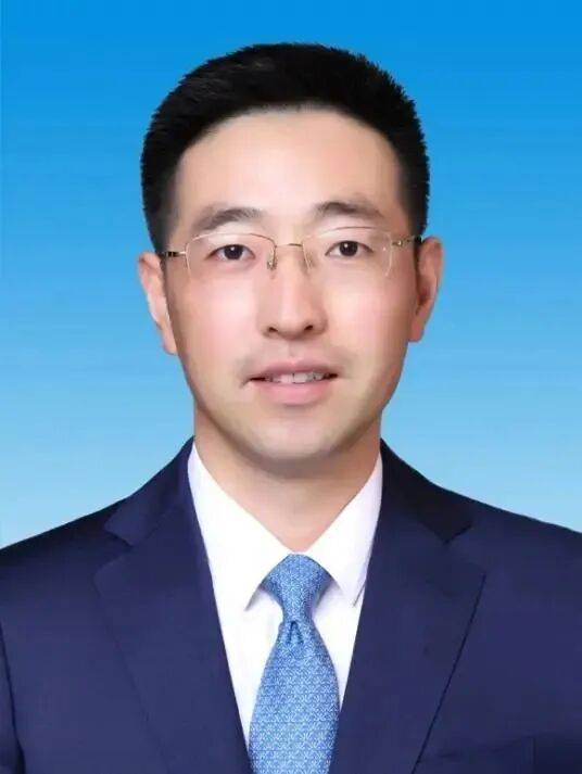 孙道寻当选苏州市吴江区区长<strong></p>
<p>居然之家股票</strong>，曾任“全国经济最强镇”党委书记