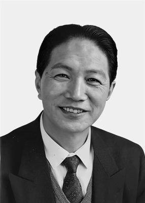 辽宁省人大常委会原副主任毕锡桢逝世<strong></p>
<p>可口可乐股票</strong>，曾任大连市委书记