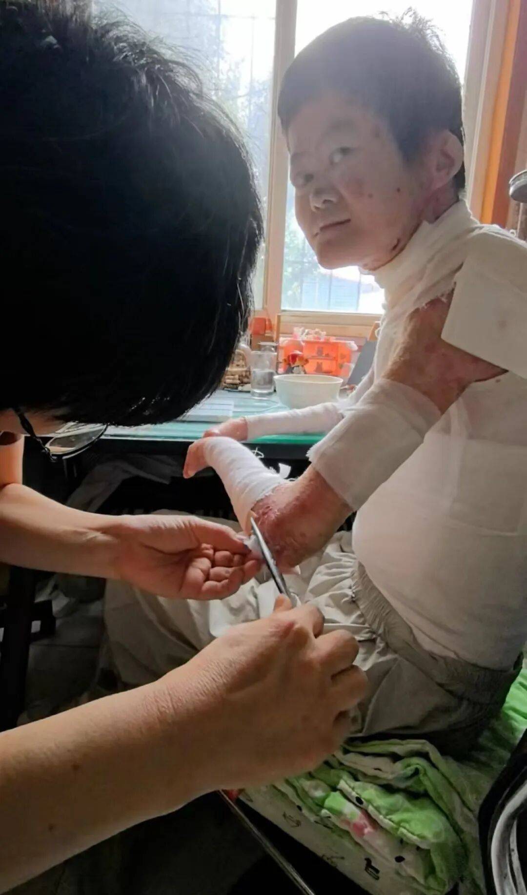 医生断言“活不过2岁”的郑州罕见病女孩<strong></p>
<p>可口可乐股票</strong>，24岁“带伤出征”，开启西藏之行