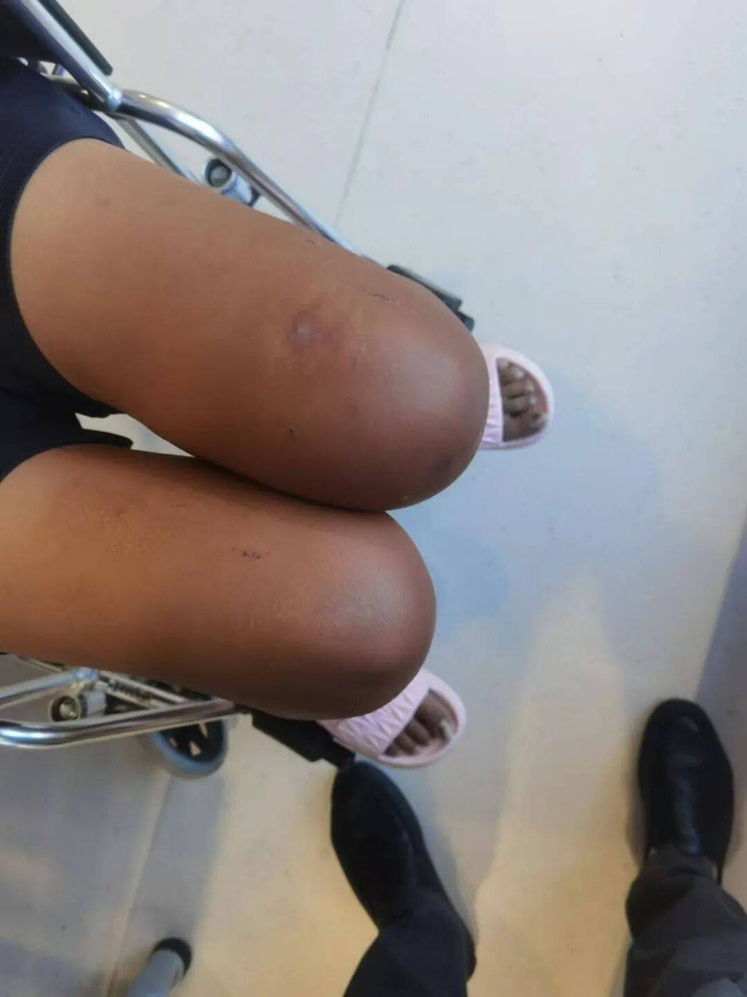 心痛！14岁少女遭体罚后身亡！“发出6封求救信<strong></p>
<p>银轮股份股票</strong>，均被老师截留”