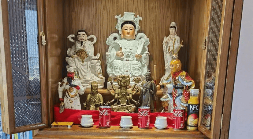 “昆仑童子”案告破<strong></p>
<p>马应龙股票</strong>！恶行披露——