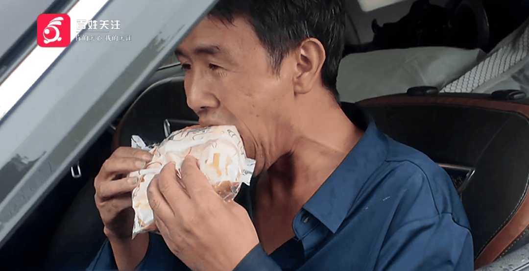 心酸！12岁男孩“独居”贵阳一安置房内<strong></p>
<p>同济科技股票</strong>，父亲回应：迫于无奈，因为……