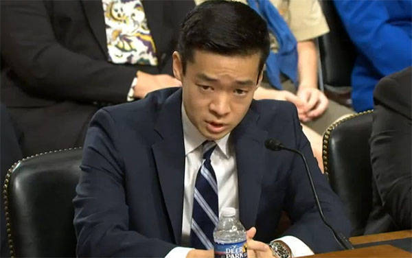 美国防部候任高官称：台当局必须承担更多费用<strong></p>
<p>攀钢钒钛股票</strong>，防务支出应增至GDP的10%