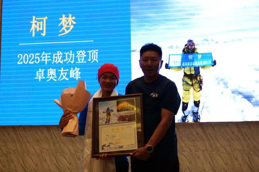 早安·黄石 | 高温黄色省级预警 / 黄石楼市最新数据公布 / <strong></p>
<p>攀钢钒钛股票</strong>我市假期发送旅客逾408万人次