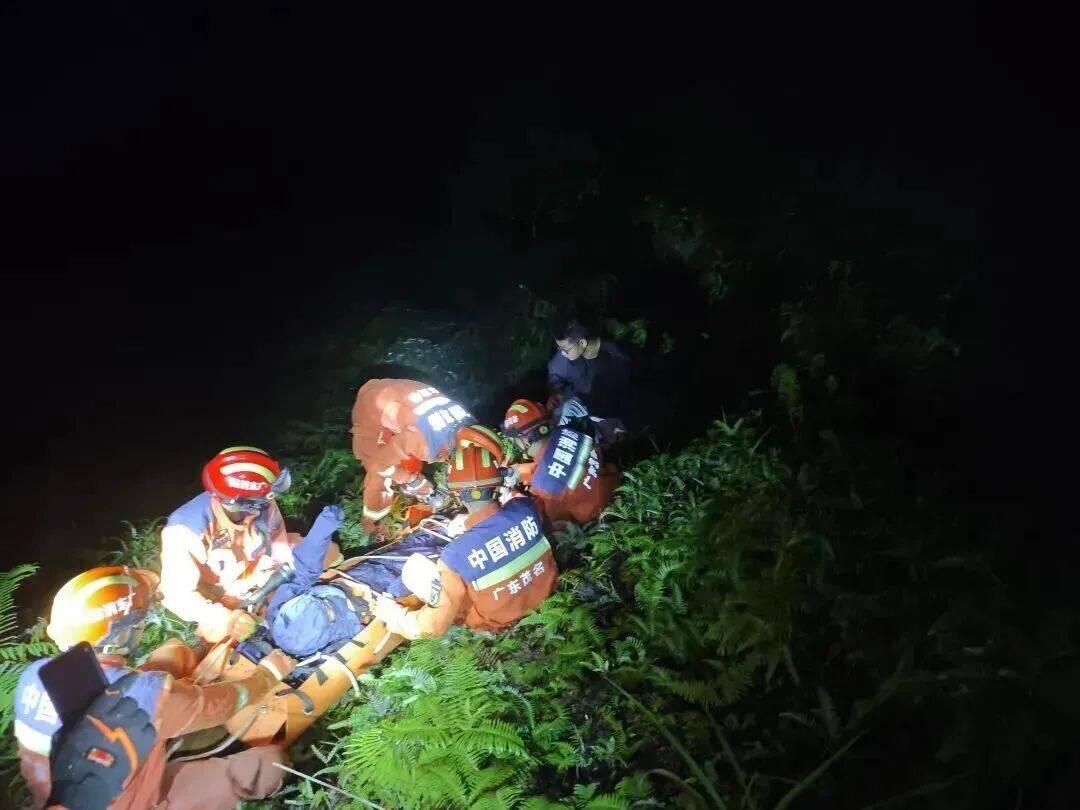93岁老人进山失联<strong></p>
<p>股票论坛网</strong>，两天后发现他倒挂在树杈上苦撑……