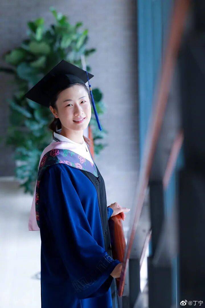 奥运冠军丁宁<strong></p>
<p>东晶电子股票</strong>，已任北京先农坛体校校长