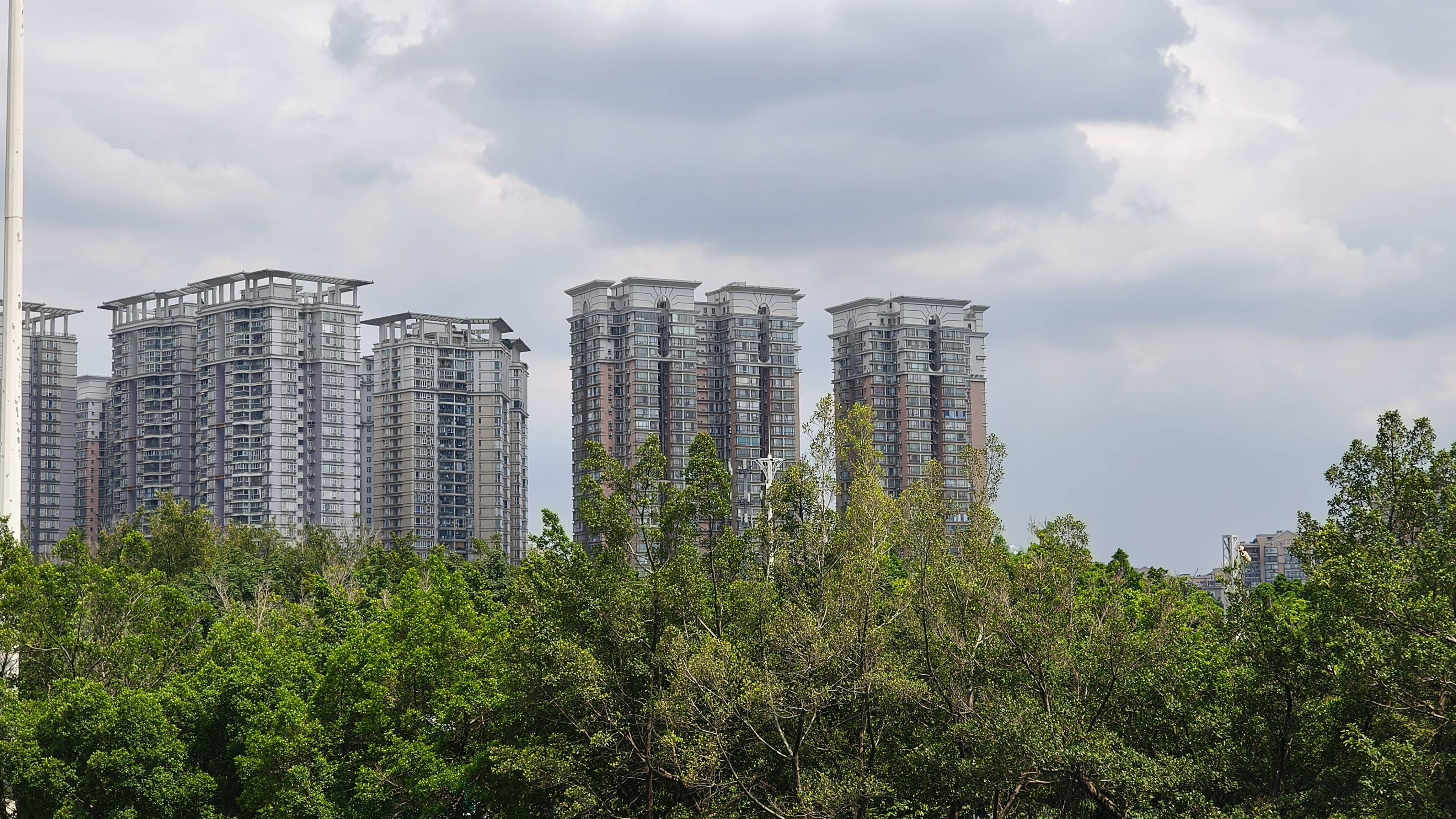 广州重典整治爆改乱建，让好房子更安全｜南方产业观