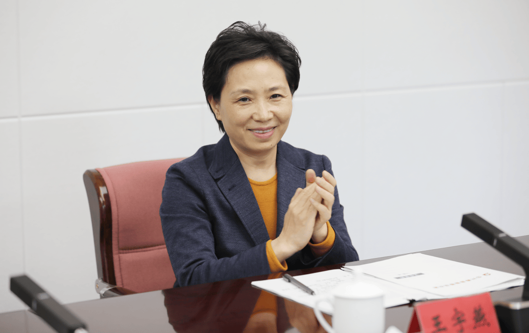 王宇燕<strong></p>
<p>山西汾酒股票</strong>，已任中华全国供销合作总社理事会主任