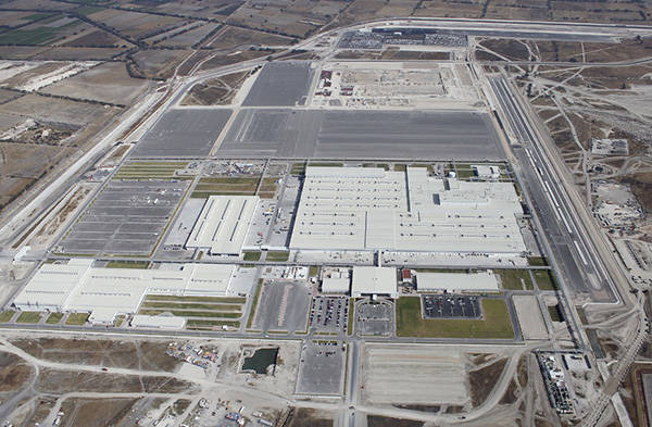 荷兰“强抢”中资企业导致芯片断供<strong></p>
<p>东湖高新股票</strong>,本田在墨西哥的工厂停产