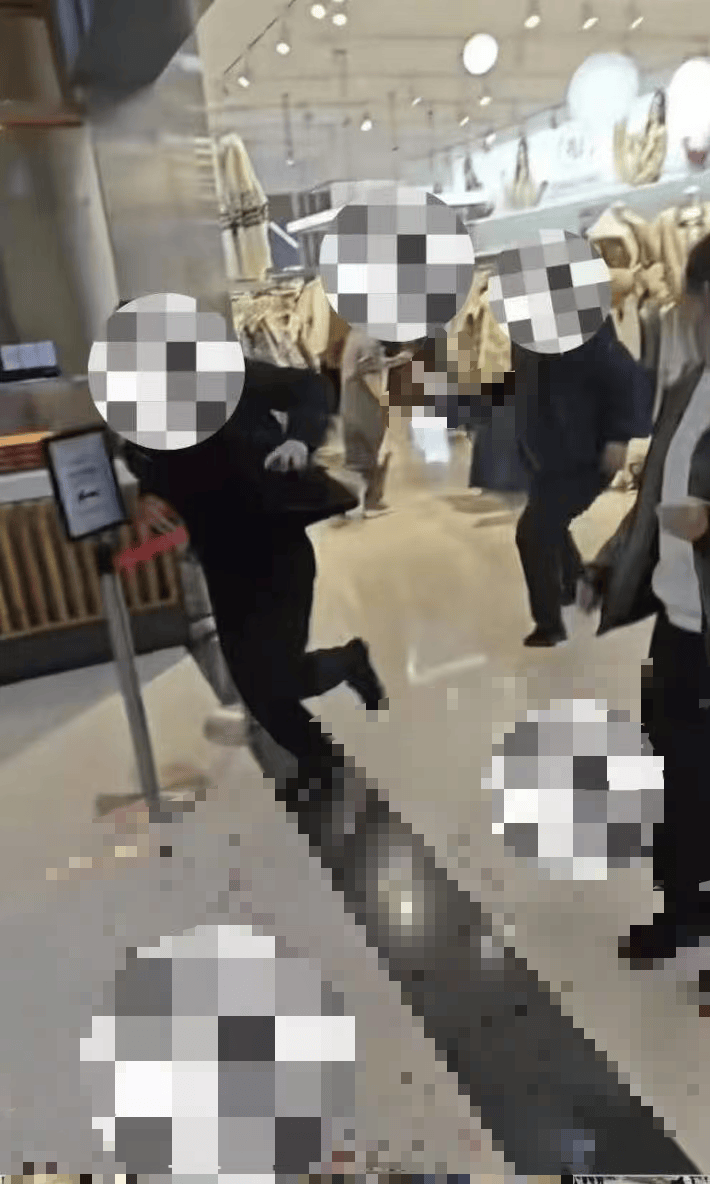 许昌胖东来生活广场内突发伤人事件<strong></p>
<p>股票怎么操作</strong>,嫌疑人已被当场抓获,工作人员:目前正常开业