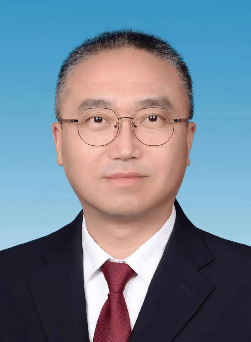 多名省级党委秘书长调整<strong></p>
<p>神州泰岳股票</strong>,4人跨省履新