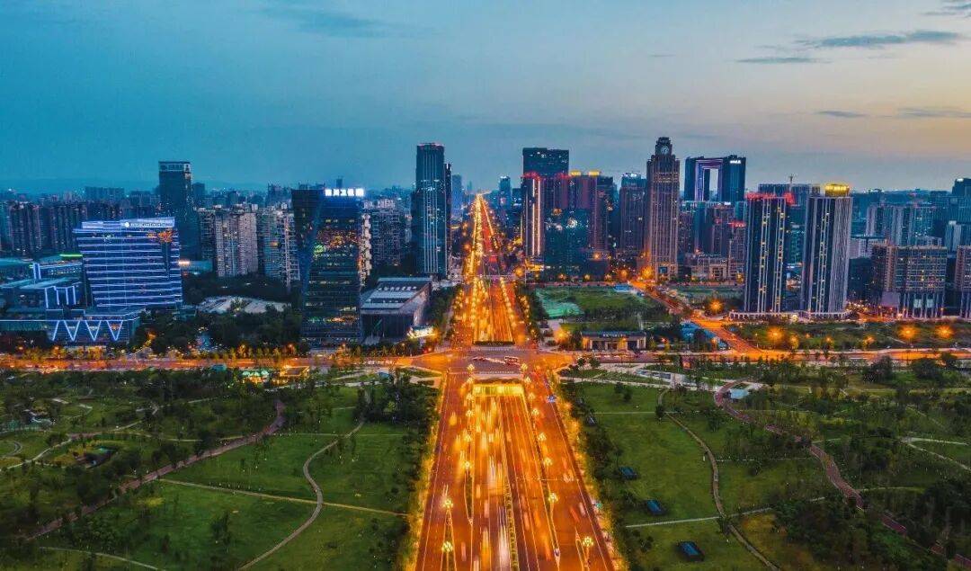 消费十强城市洗牌<strong></p>
<p>神州泰岳股票</strong>,中西部的逆袭?