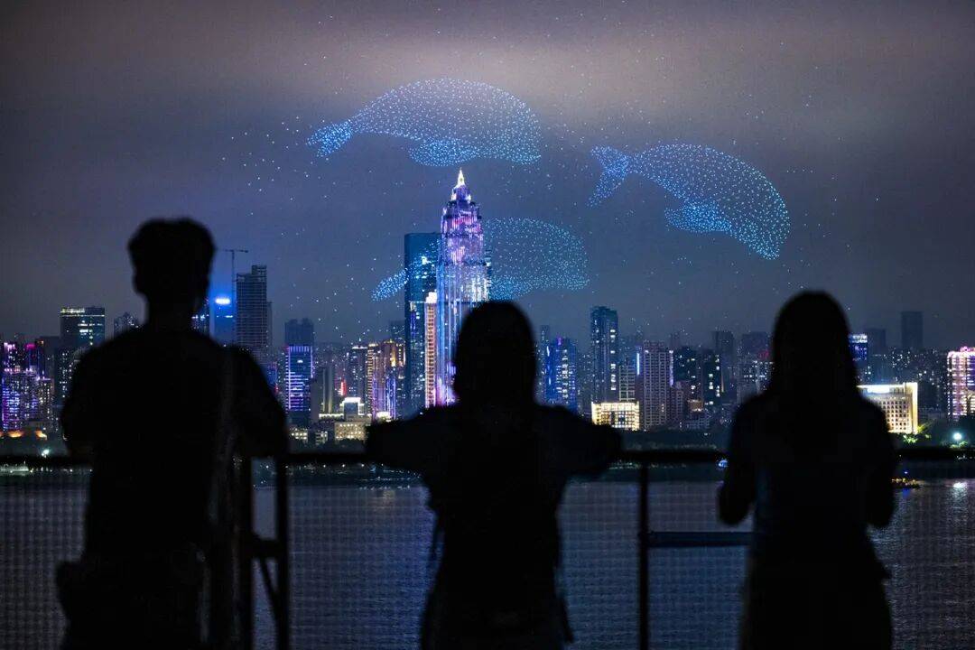 消费十强城市洗牌<strong></p>
<p>神州泰岳股票</strong>,中西部的逆袭?