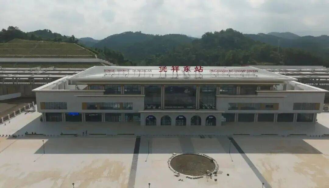 开通在即<strong></p>
<p>神州泰岳股票</strong>!广西这些县城即将进入高铁时代