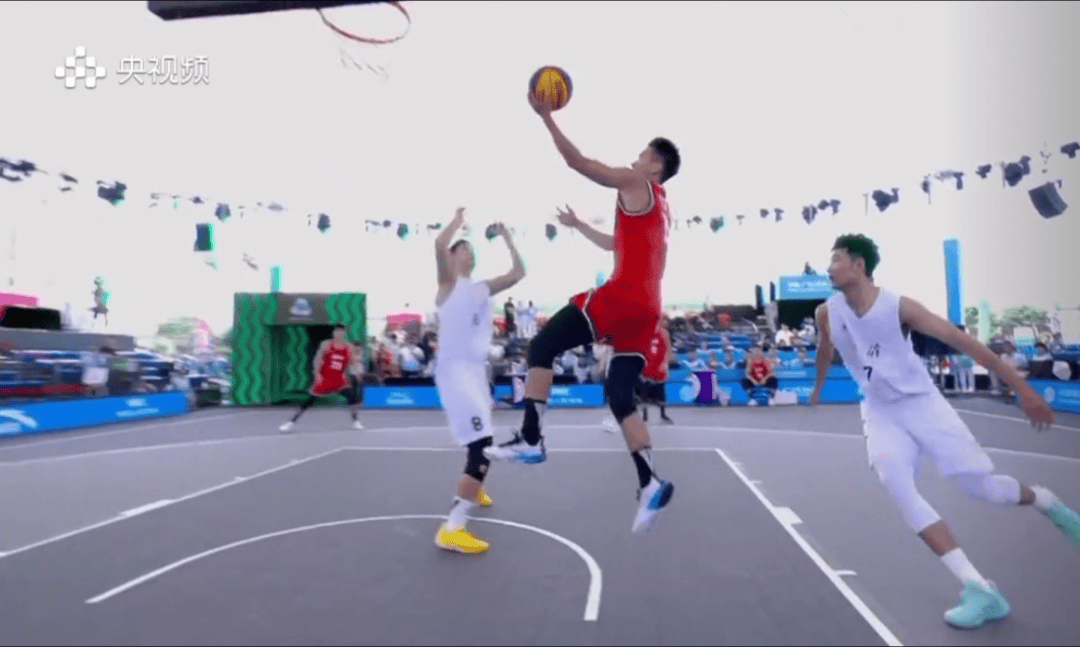 全运会男子三人篮球赛<strong></p>
<p>七匹狼股票</strong>，陈国豪、周泽源代表广东队出战，战胜江苏队取得开门红！