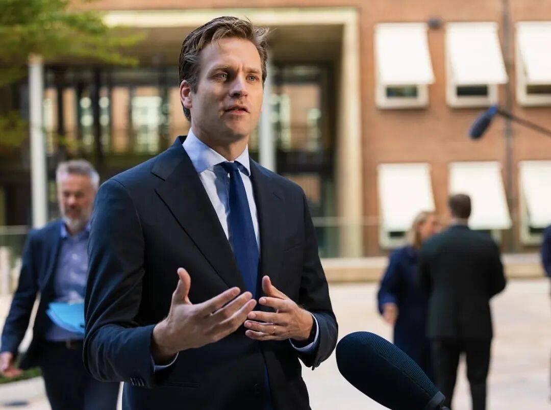 荷兰宣布：派人来华磋商