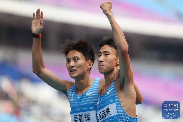 全运会丨蒋发坤夺得田径男子10000米冠军