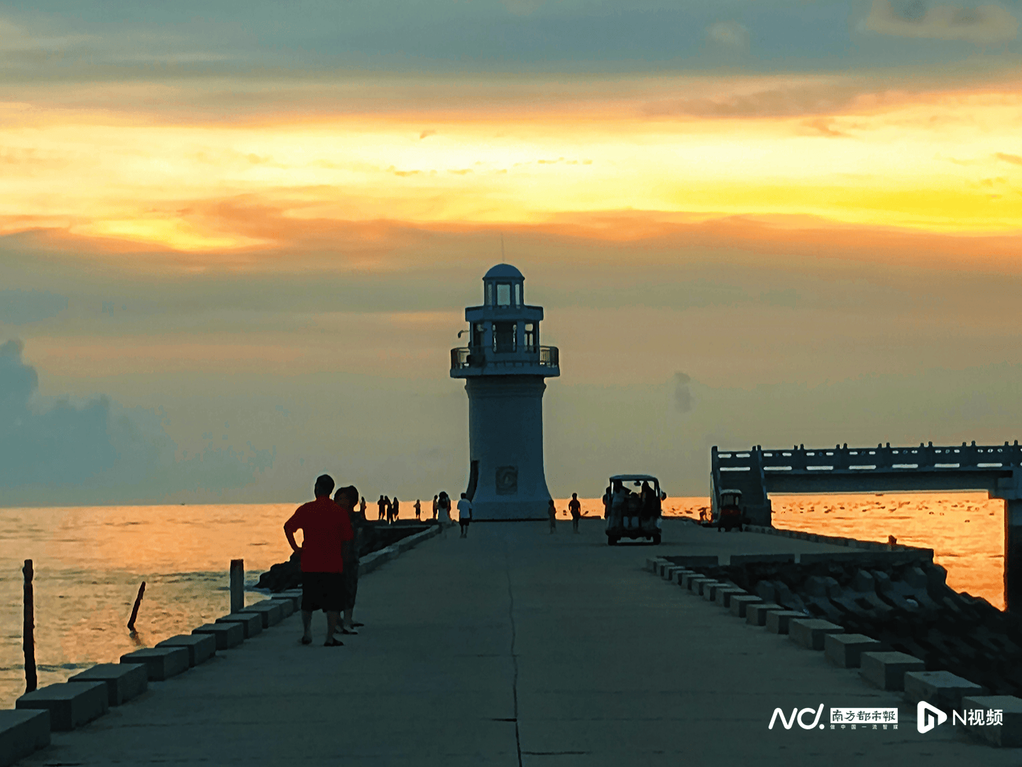 外交部赵立坚点赞湛江:渔网起落间<strong></p>
<p>中海达股票</strong>,满舱鲜活载着晨光归来