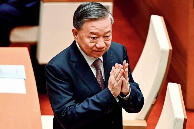 一年半<strong></p>
<p>中海达股票</strong>，阮维玉四次晋升