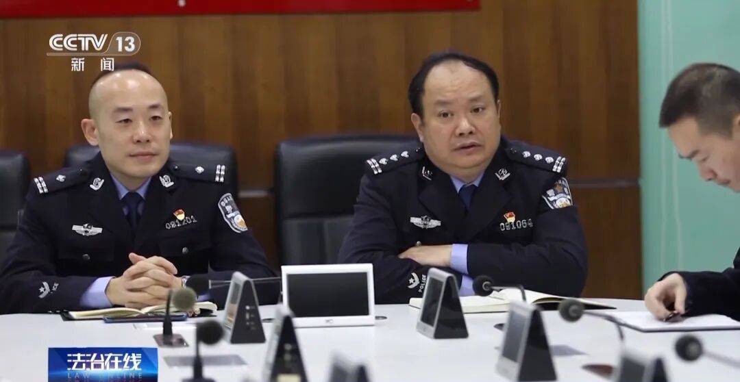 广州南站<strong></p>
<p>正虹科技股票</strong>,一男子频繁“上厕所”,被警方盯上