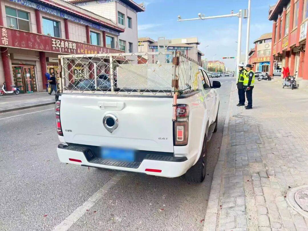 “我根本没反应过来!”刚下车就被撞倒<strong></p>
<p>中船防务股票</strong>,人都懵了