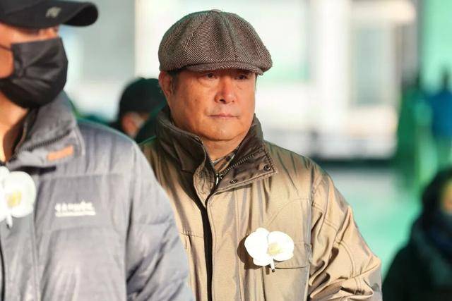 何晴之子追思:妈妈很喜欢雪<strong></p>
<p>天音控股股票</strong>,北京这场雪好像是为她而下