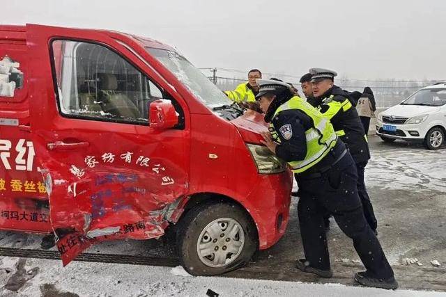 外交部发言人毛宁点赞山东德州交警<strong></p>
<p>天音控股股票</strong>！