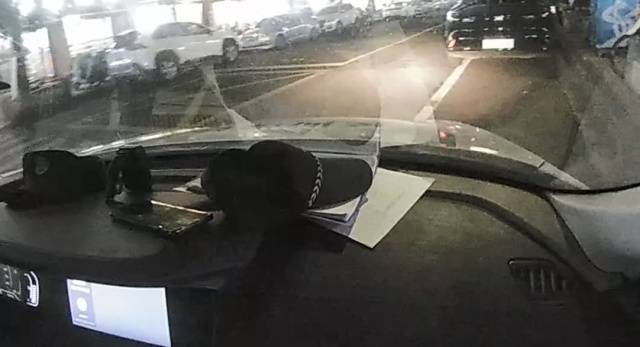 机智！快递在家门口被偷<strong></p>
<p>天音控股股票</strong>，她用一招抓到了人还拿回了东西