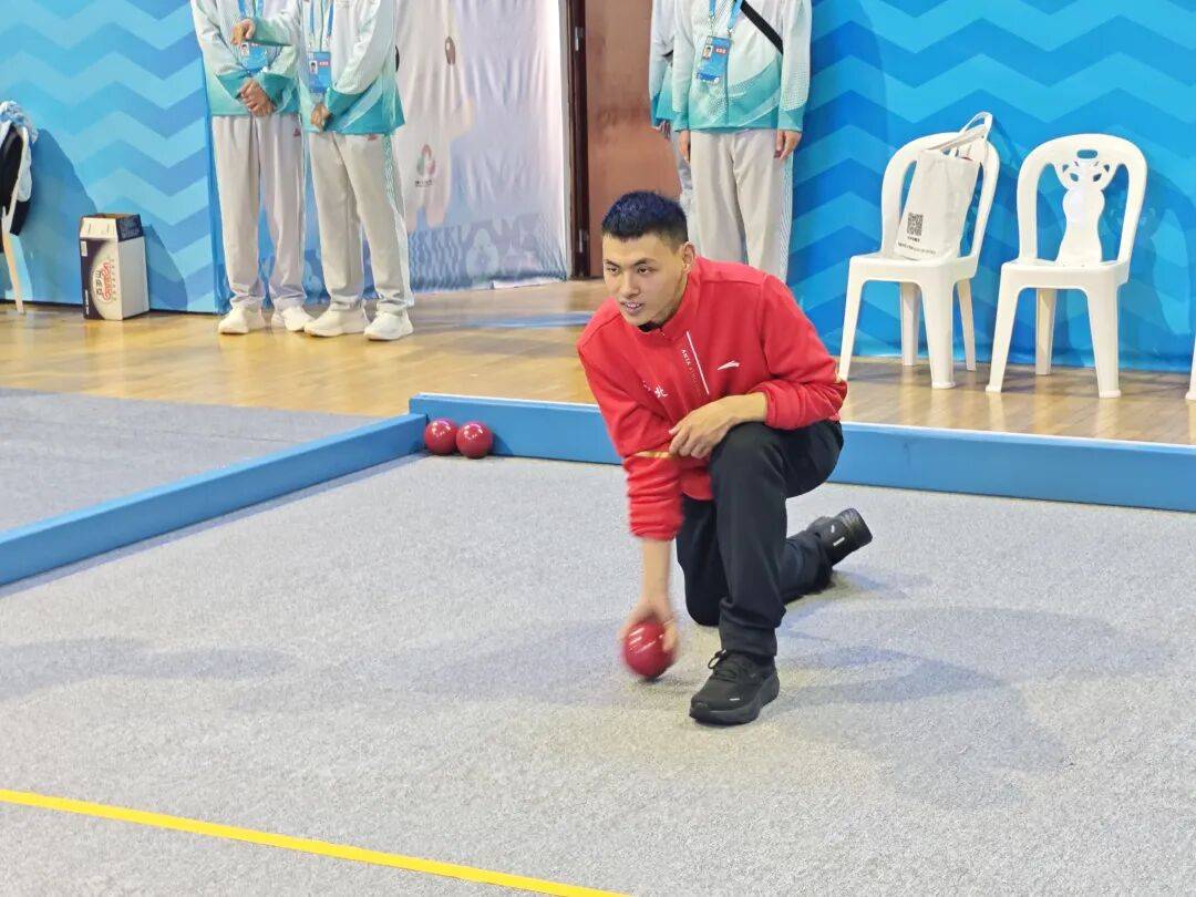 喜报:<strong></p>
<p>天音控股股票</strong>我市特奥滚球队在全国残运会上斩获1金1银5铜