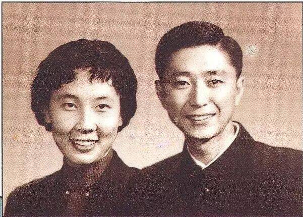 钟瑞去世<strong></p>
<p>两面针股票</strong>！宋世雄永别爱妻！