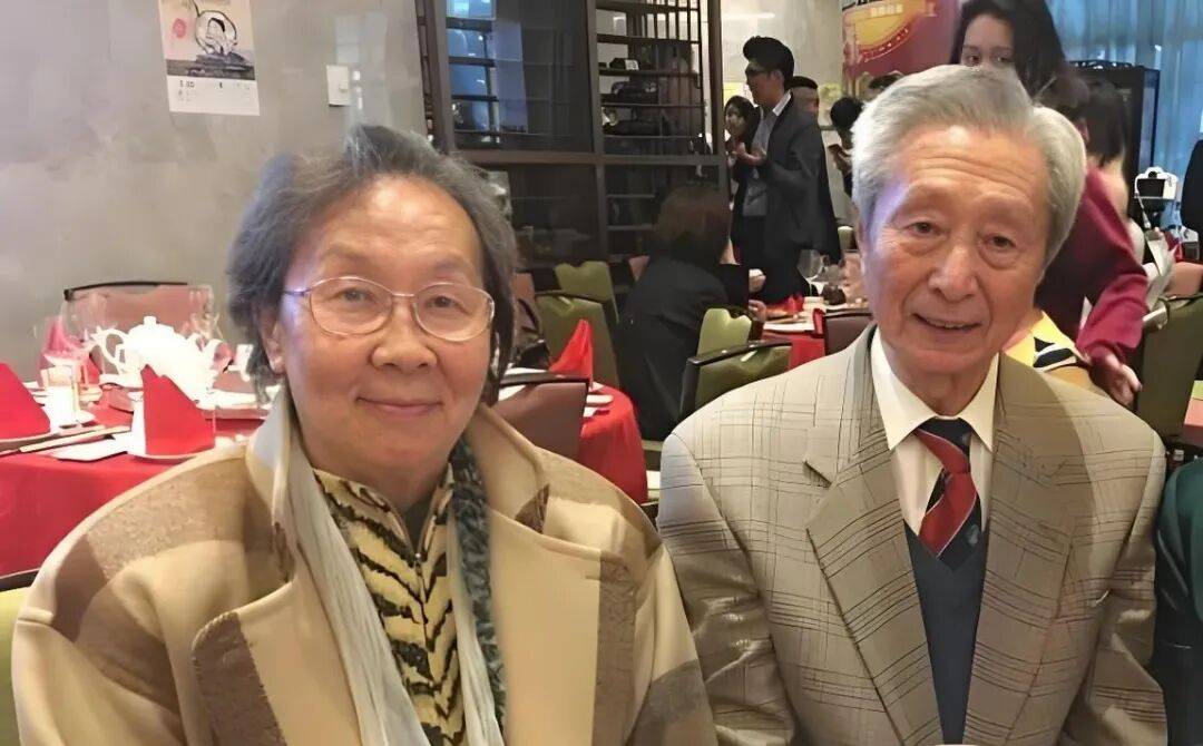 钟瑞去世<strong></p>
<p>两面针股票</strong>！宋世雄永别爱妻！