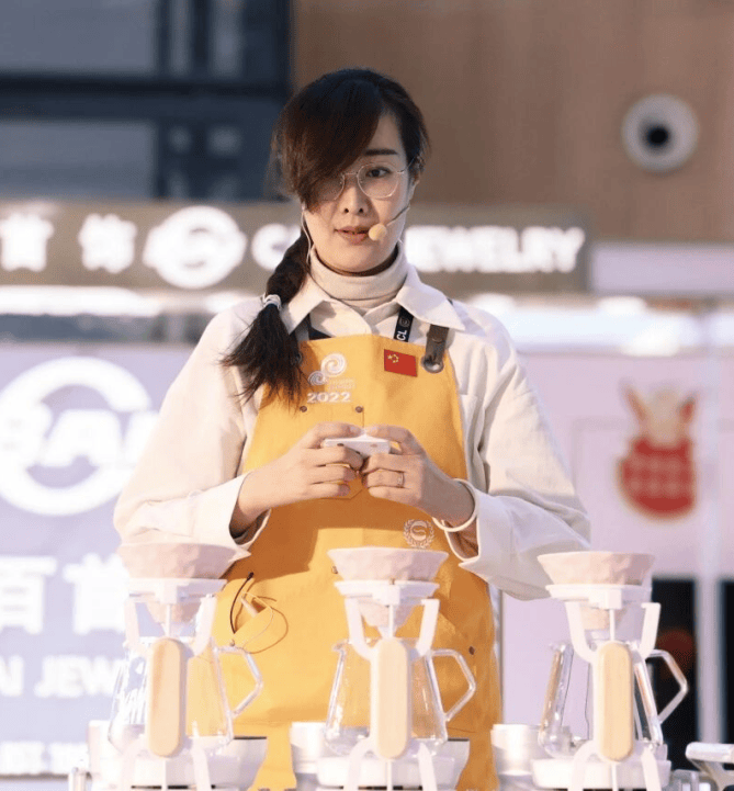 树山分馆限定 | 在竹林里<strong></p>
<p>红太阳股票</strong>，细品22支咖啡豆的“风味之书”