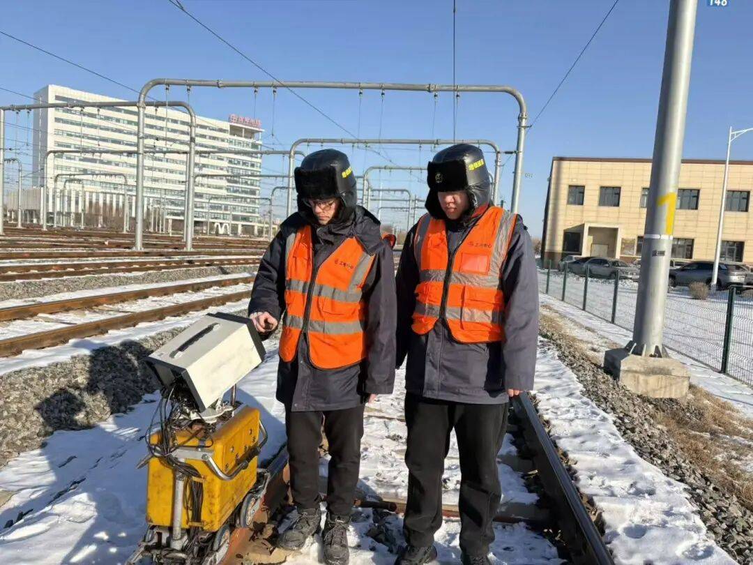 【班组基因 沈阳力量】沈阳地铁“钢轨神探”有一双“火眼金睛”<strong></p>
<p>红太阳股票</strong>！